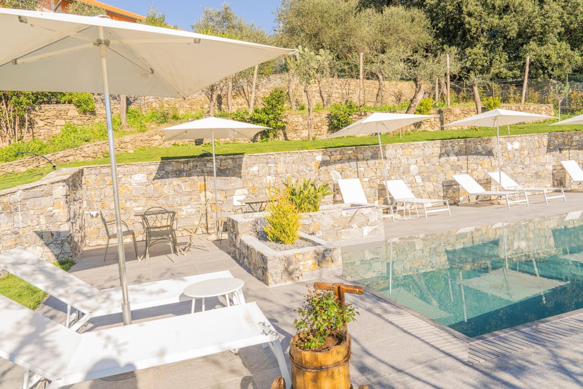 Villa Chicchi - Σέστρι Λεβάντε Εξωτερικό φωτογραφία